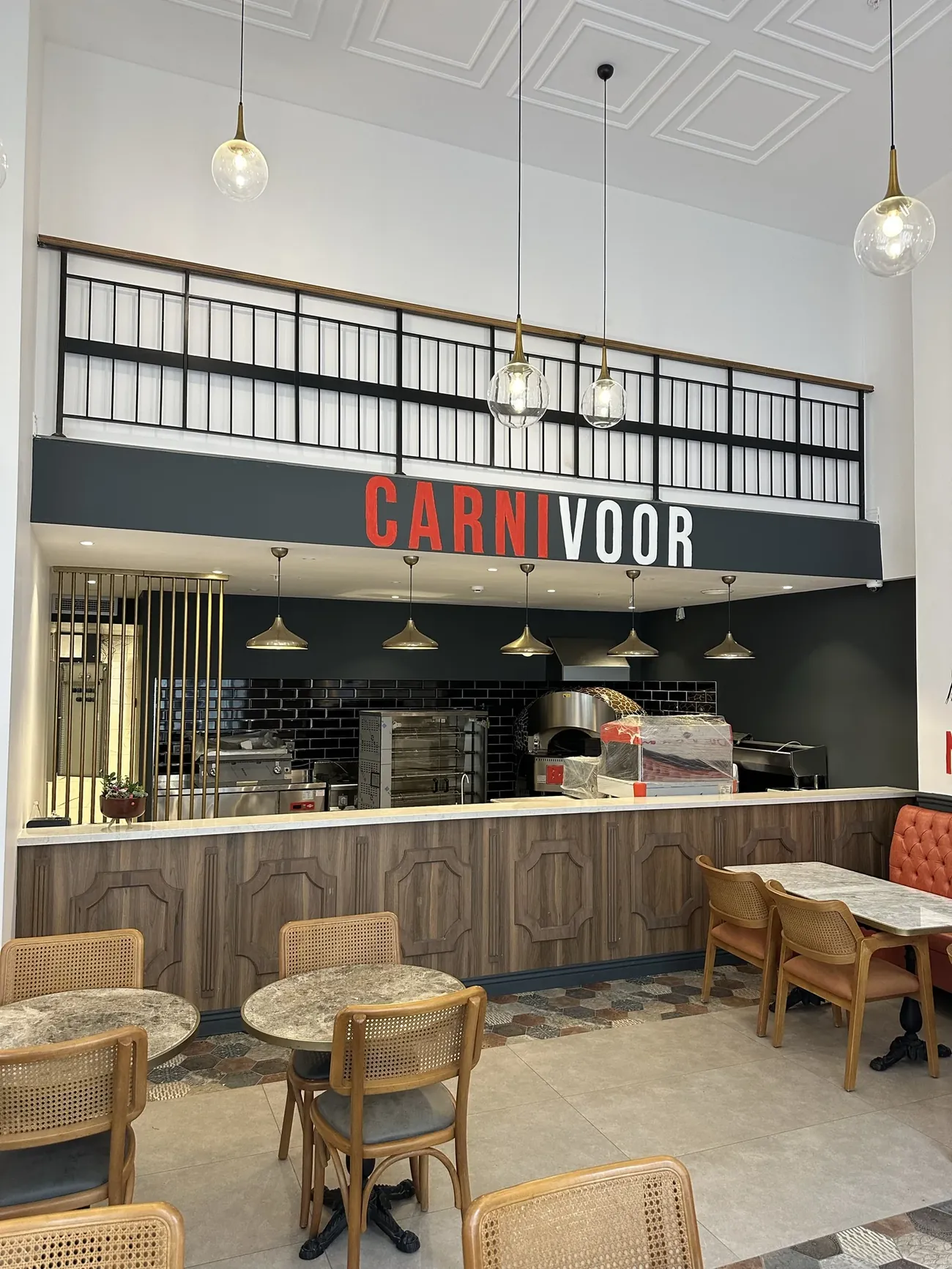 Carnivoor salon ve oturma alanı